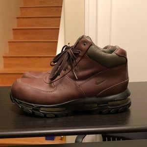 🚫Sold🚫 Brown Nike boots sz 11